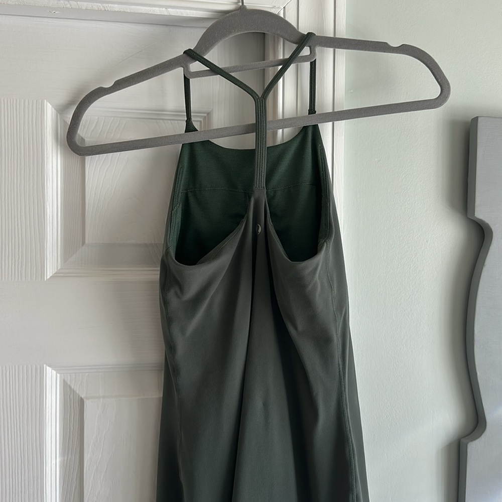 Lululemon Sun Setter Tank (Light Support for B/C Cup) Dark Forest EUC - Picture 4 of 7